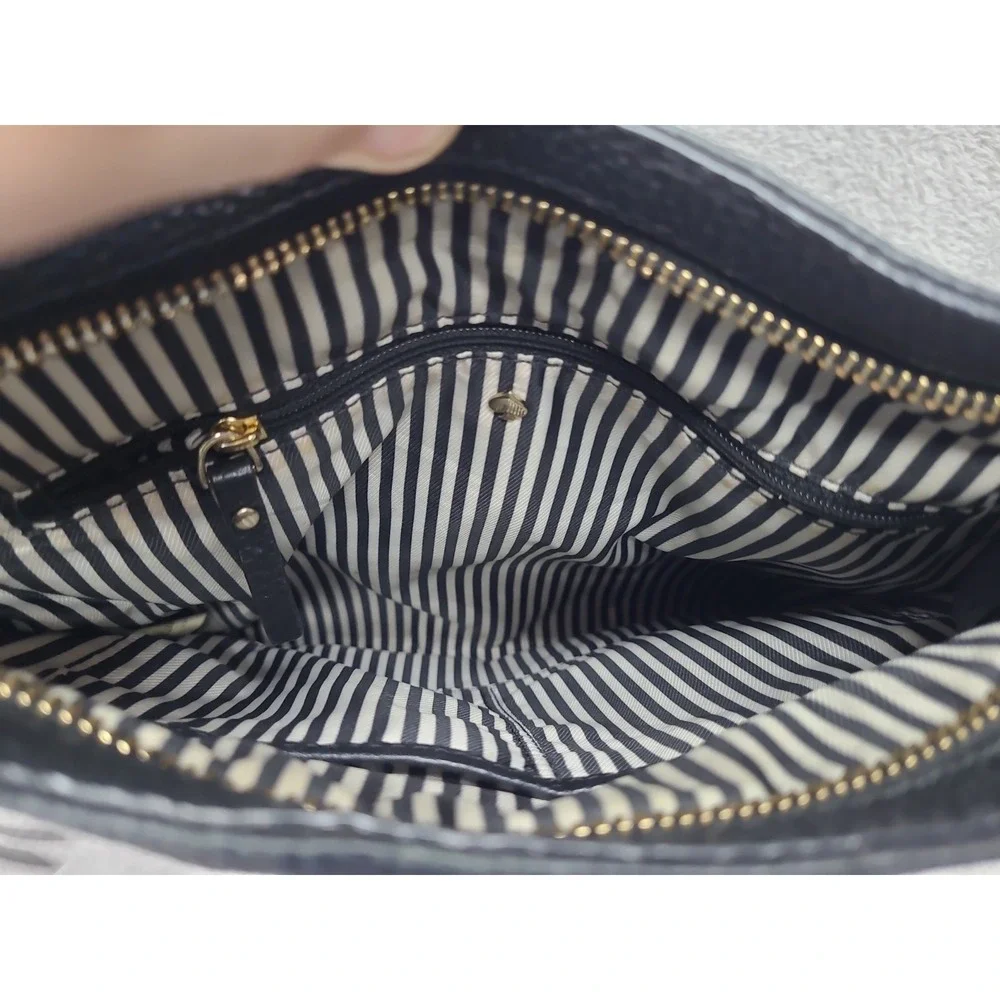 Kate Spade New York Pebbled Cow Leather Crossbody Purse with‎ Zipper Closure